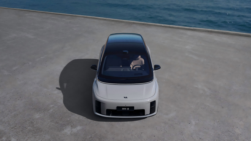Prvý čistý elektrický SUV veľké šesť sedadlových SUV: Nová farba auta + nové sedadlá? Li Xiang i8 Top View Uvoľnený