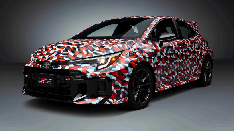 Prototyp vysoko výkonnej verzie GRMN? Oficiálne upútavkové obrázky novej verzie Gr Corolla vydané, ktorá sa má predstaviť 13. apríla