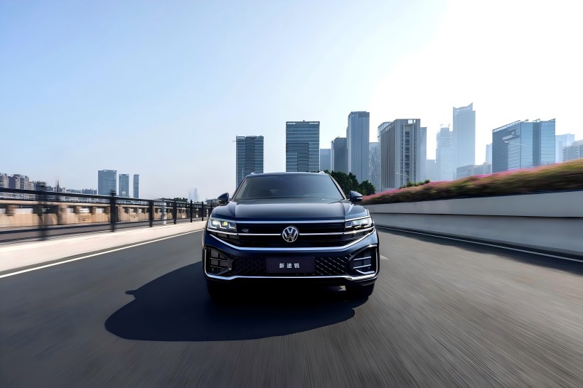 Vzhľad a konfigurácia Inovovaná: Nová verzia Volkswagen Touareg 2.0Tsi Ruiying, cena za 558 800 juanov