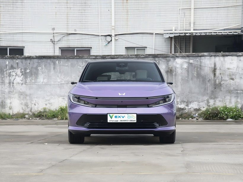 Gac Honda P7, umiestnený ako čistý elektrický SUV strednej veľkosti, bude uvedený na trh zajtra večer.