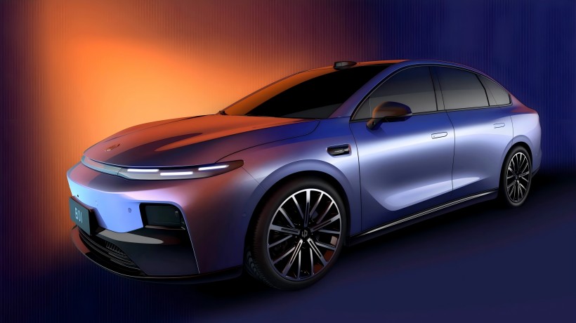 Leapmotor B01, umiestnený ako sedan strednej veľkosti, je pripravený debutovať na autosalóne v Šanghaji. Bol vydaný oficiálny obraz modelu Leapmotor B01.