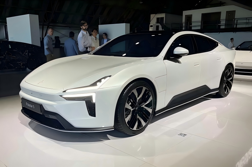 Polestar 5 s maximálnym výkonom 884 konských síl bude v septembri oficiálny debut na Mníchovskej medzinárodnej autosalóne.